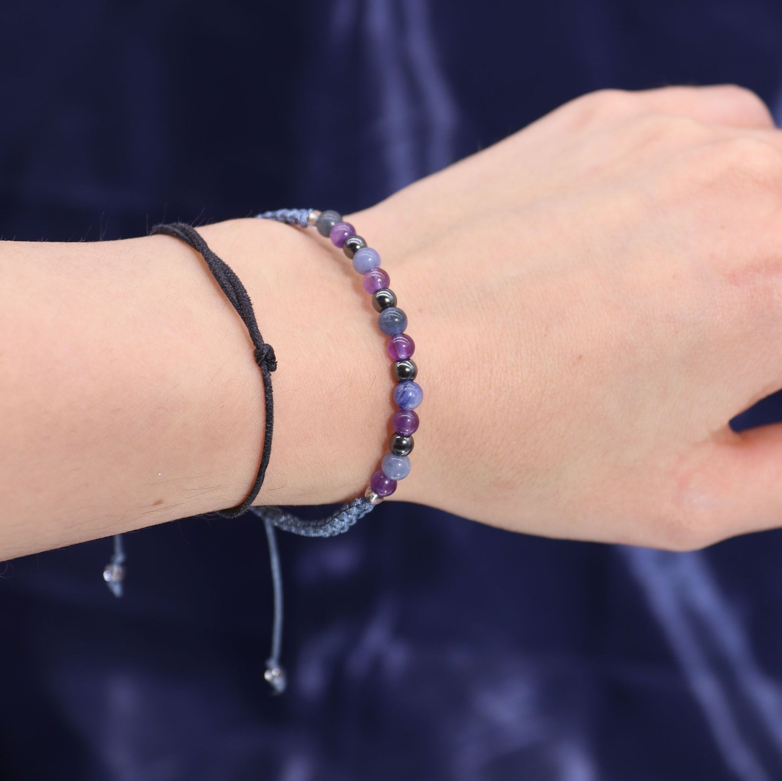 Sagittarius Candle with Gemstone Bracelet – Amethyst, Sodalite, Black Obsidian